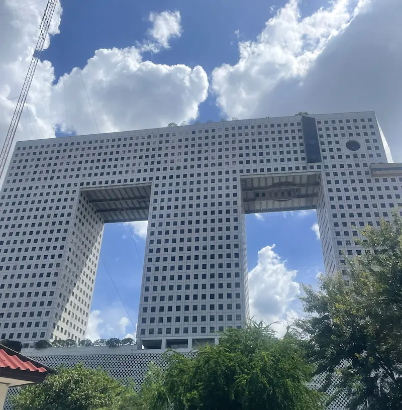 エレファントタワー