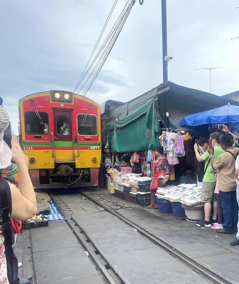 メークロン市場