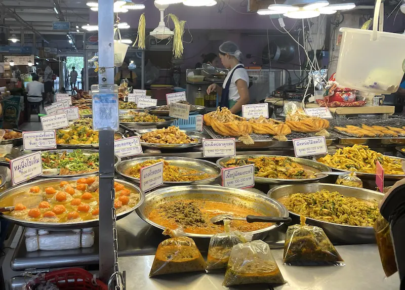 オートーコー市場