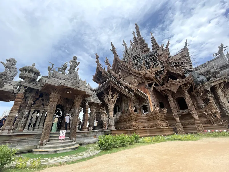 サンクチュアリーオブトゥルース