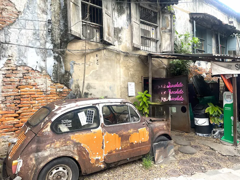 サーティーツーバーエックス